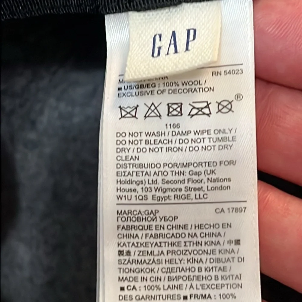 Gap 100% Wool Hat